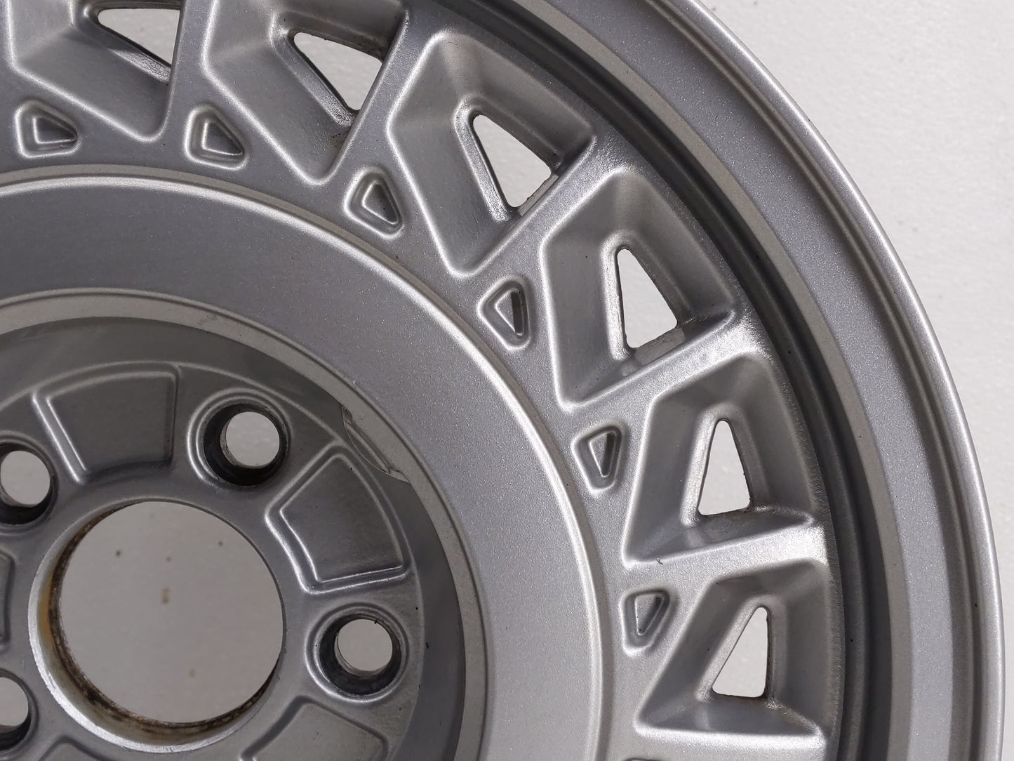 1997 Lincoln Continental Oem Wheel Rim 837245 - Oemusedautoparts1.com