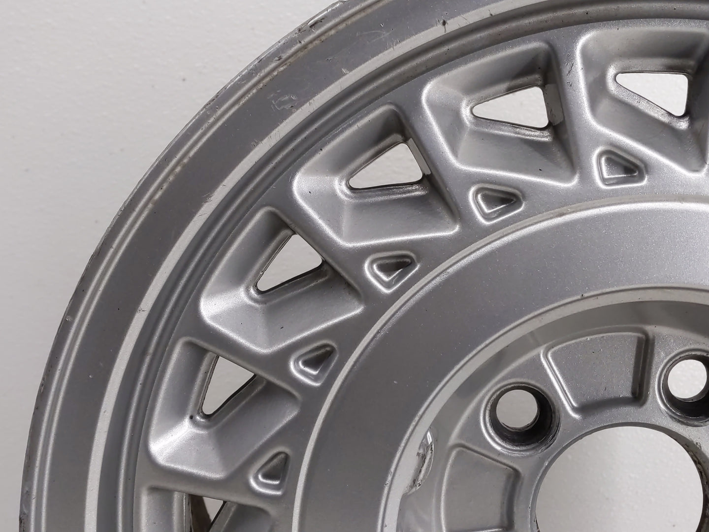 1997 Lincoln Continental Oem Wheel Rim 837666 - Oemusedautoparts1.com
