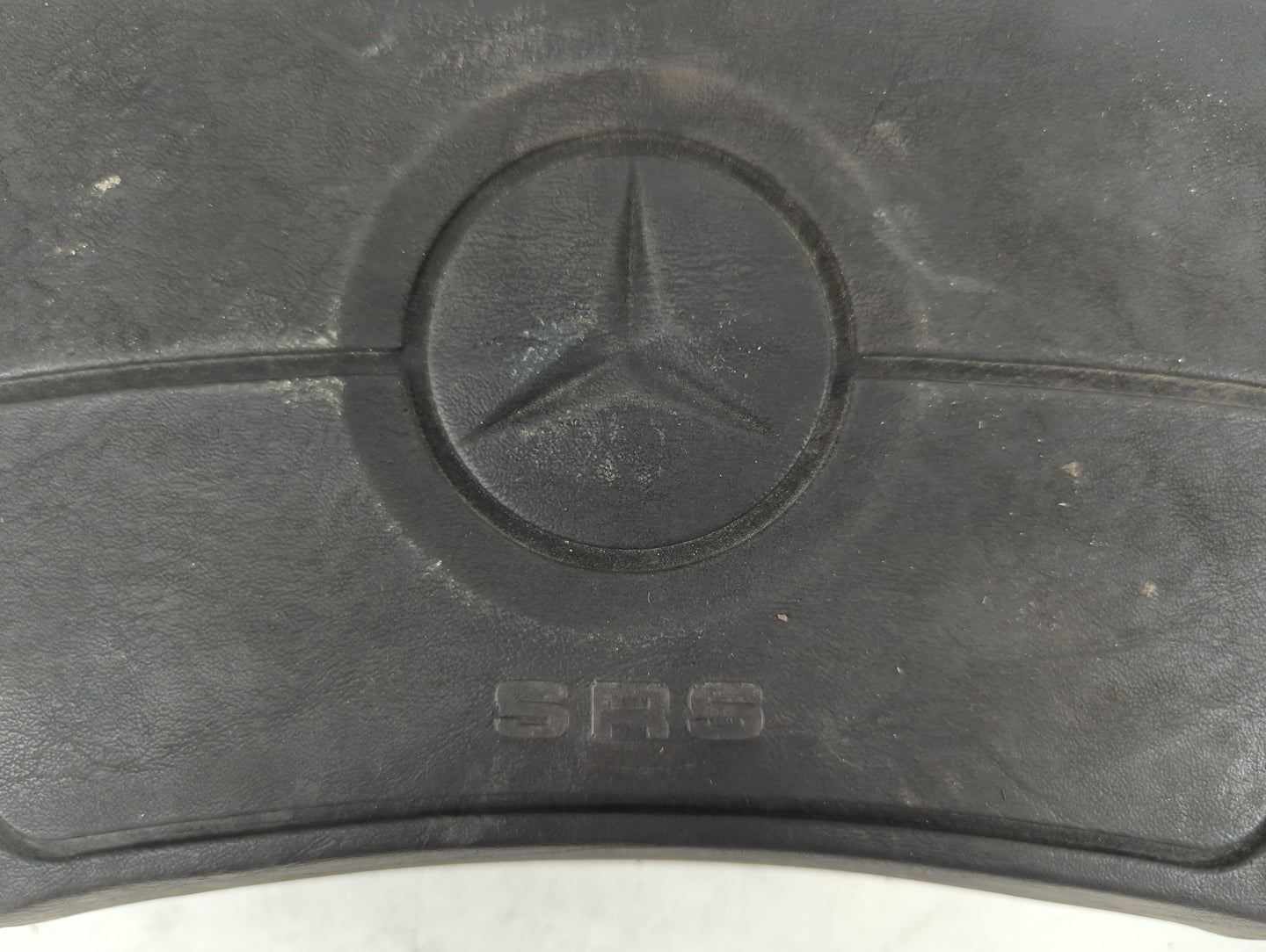 1997 Mercedes-benz 560sec Air Bag Passenger Right Knee Oem - Oemusedautoparts1.com