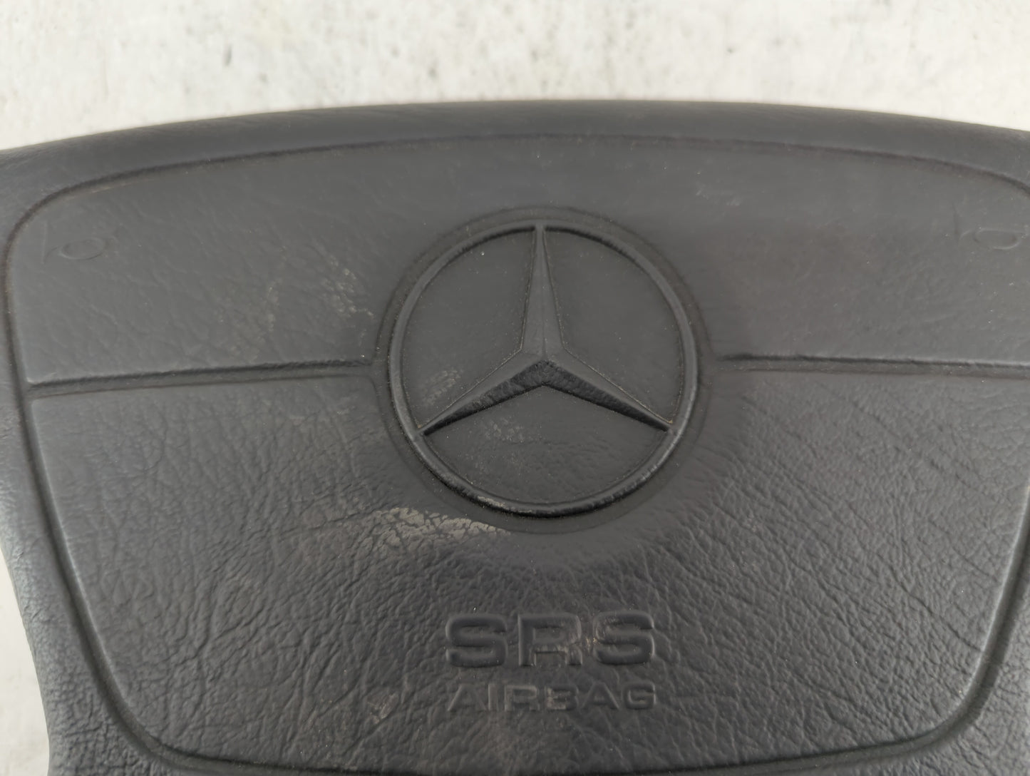 1994-1997 Mercedes-Benz C280 Air Bag Driver Left Steering Wheel Mounted Fits Fits 1994 1995 1996 1997 OEM Used Auto Parts - 