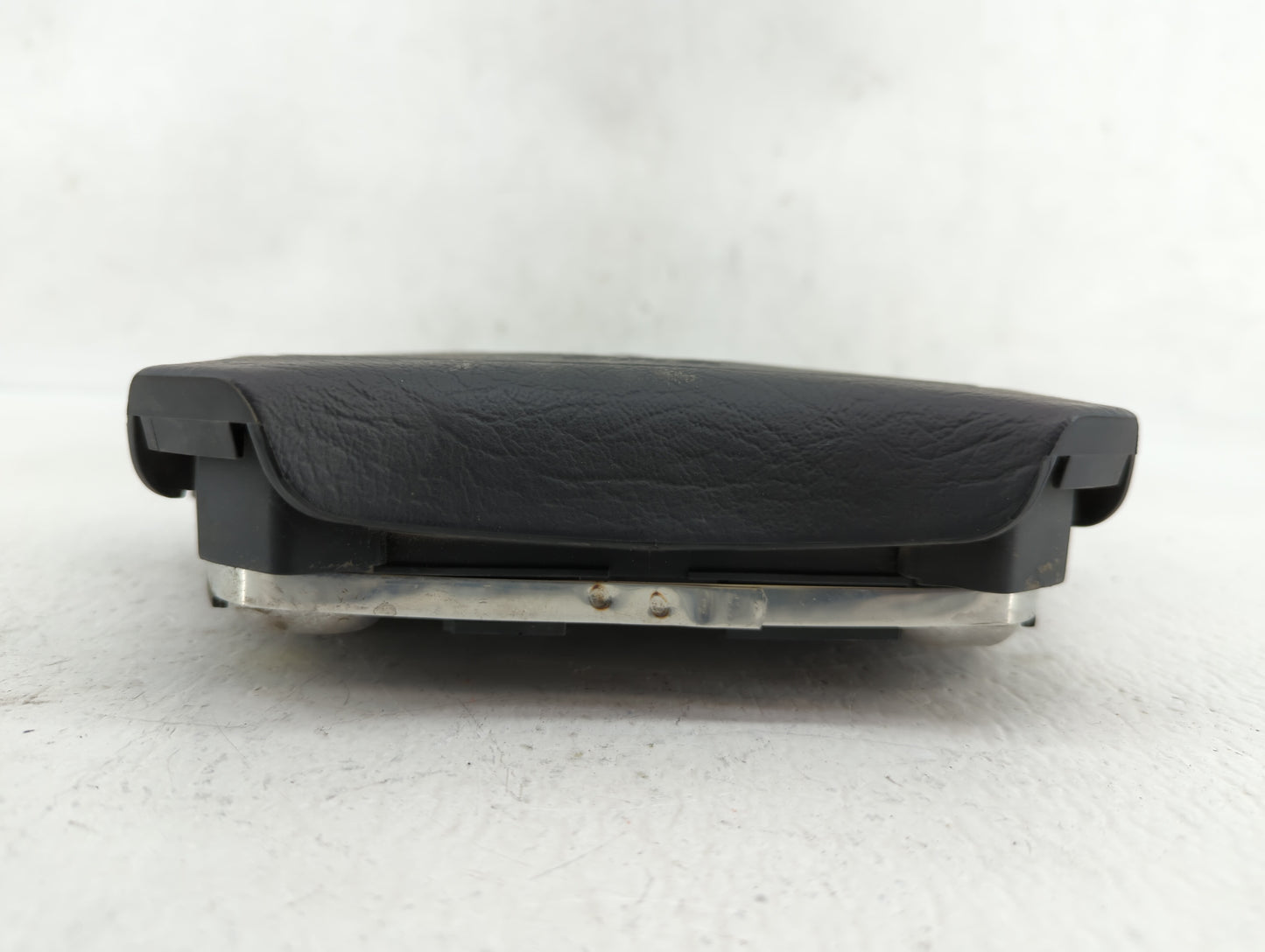1994-1997 Mercedes-Benz C280 Air Bag Driver Left Steering Wheel Mounted Fits Fits 1994 1995 1996 1997 OEM Used Auto Parts - 