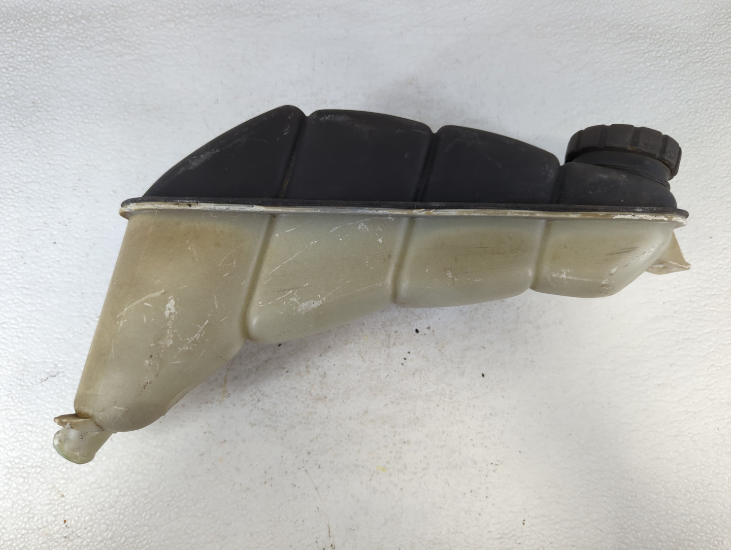 1996 Mercedes-benz E300 Radiator Coolant Overflow Expansion Tank Bottle - Oemusedautoparts1.com