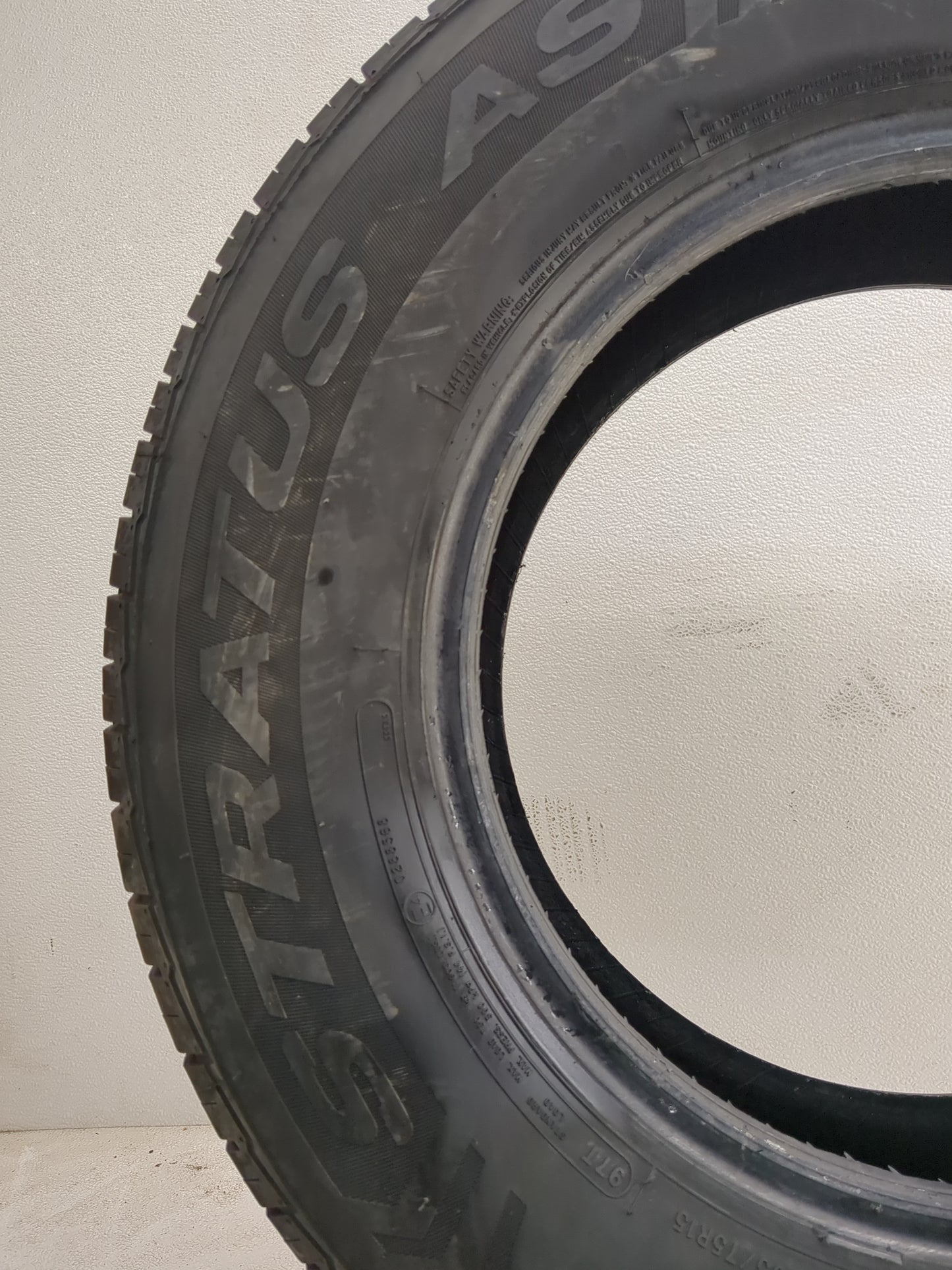 Used Tire 205/75R15 MASTERCRAFT STRATUS AS 967T - Tread Depth 9/32 - Oemusedautoparts1.com