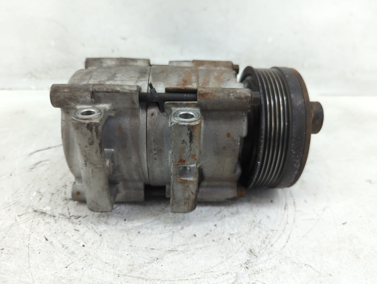 1997-2002 Mercury Grand Marquis Air Conditioning A/c Ac Compressor Oem - Oemusedautoparts1.com