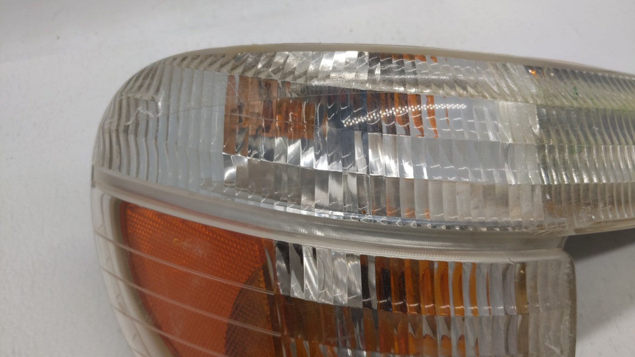 1997-1997 Mercury Mountaineer Passenger Right Oem Front Light Lamp - Oemusedautoparts1.com