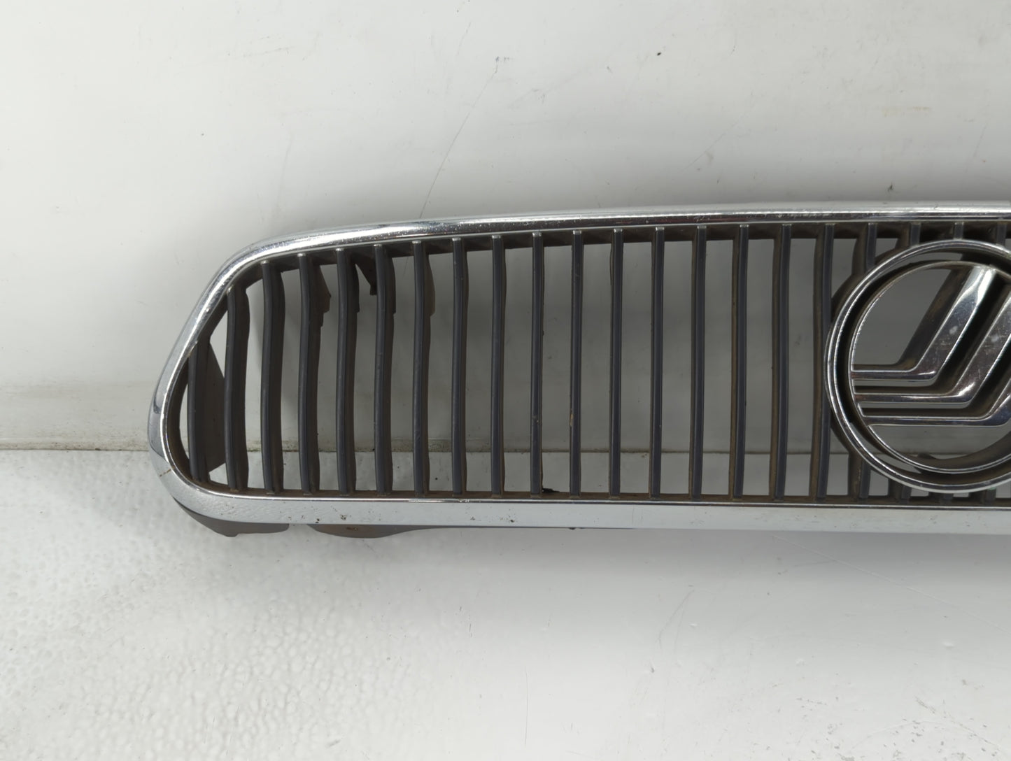 1997 Mercury Mystique Front Grille Bumper Not Included - Oemusedautoparts1.com