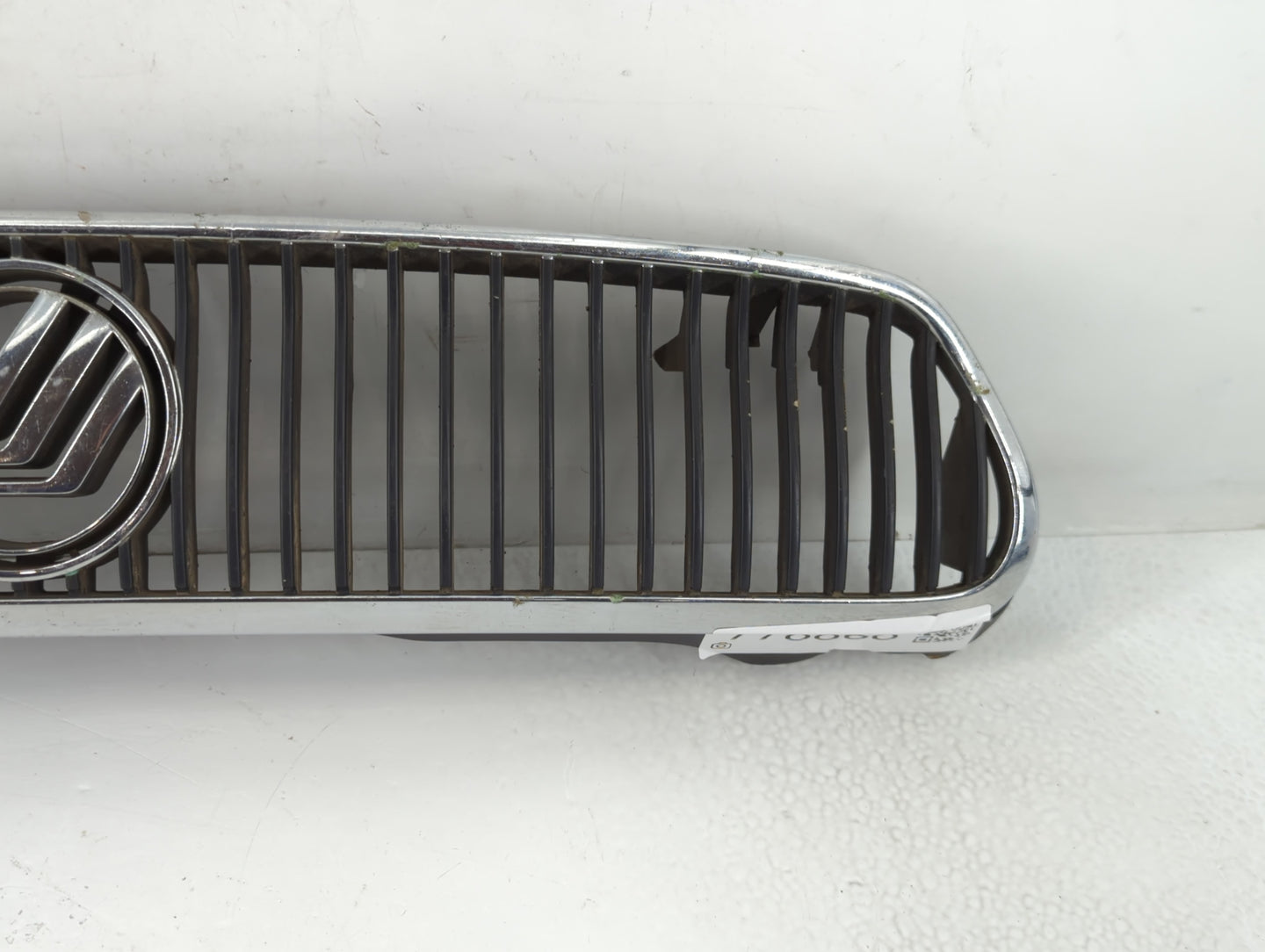 1997 Mercury Mystique Front Grille Bumper Not Included - Oemusedautoparts1.com