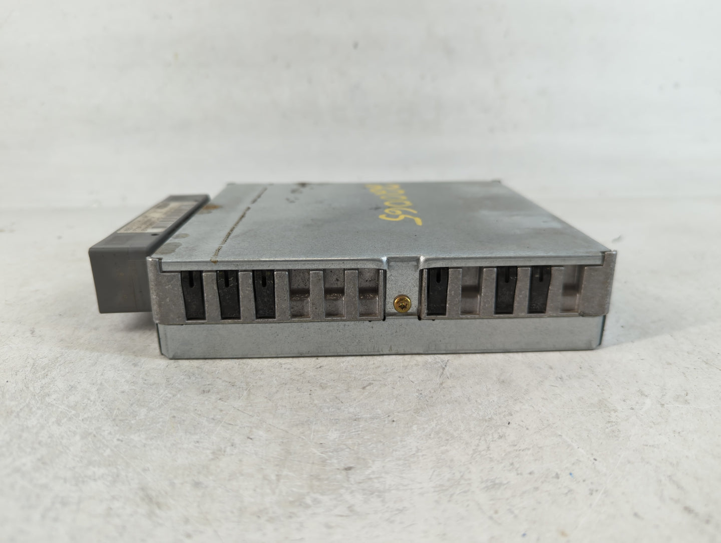 1997 Mercury Sable PCM Engine Control Computer ECU ECM PCU OEM P/N:F7DF-12A650-DE Fits OEM Used Auto Parts - Oemusedautopart