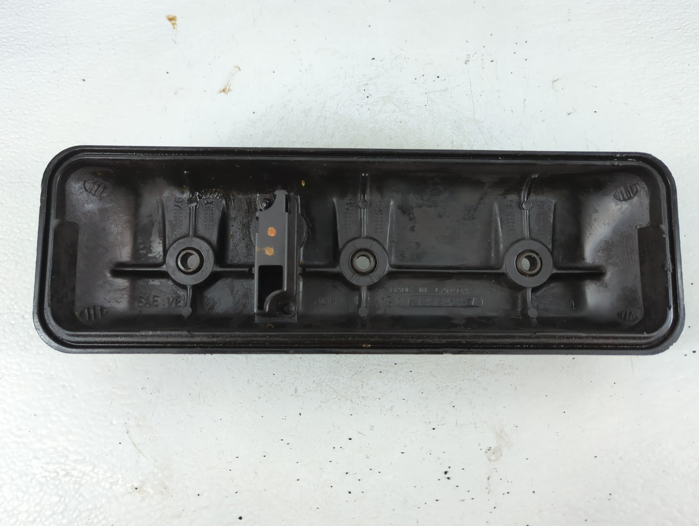 1997 Mitsubishi Eclipse Driver Left Cylinder Head Valve Cover P/N:12554257 Fits OEM Used Auto Parts - Oemusedautoparts1.com