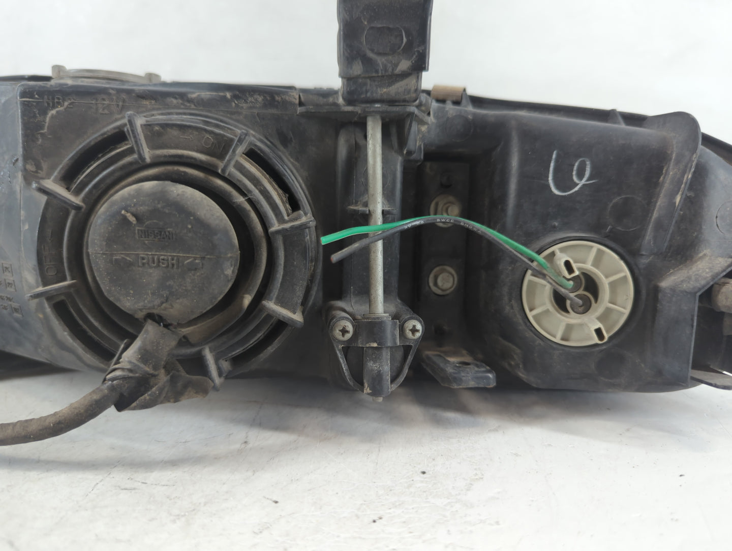 1993-1997 Nissan Altima Passenger Right Oem Head Light Headlight Lamp - Oemusedautoparts1.com