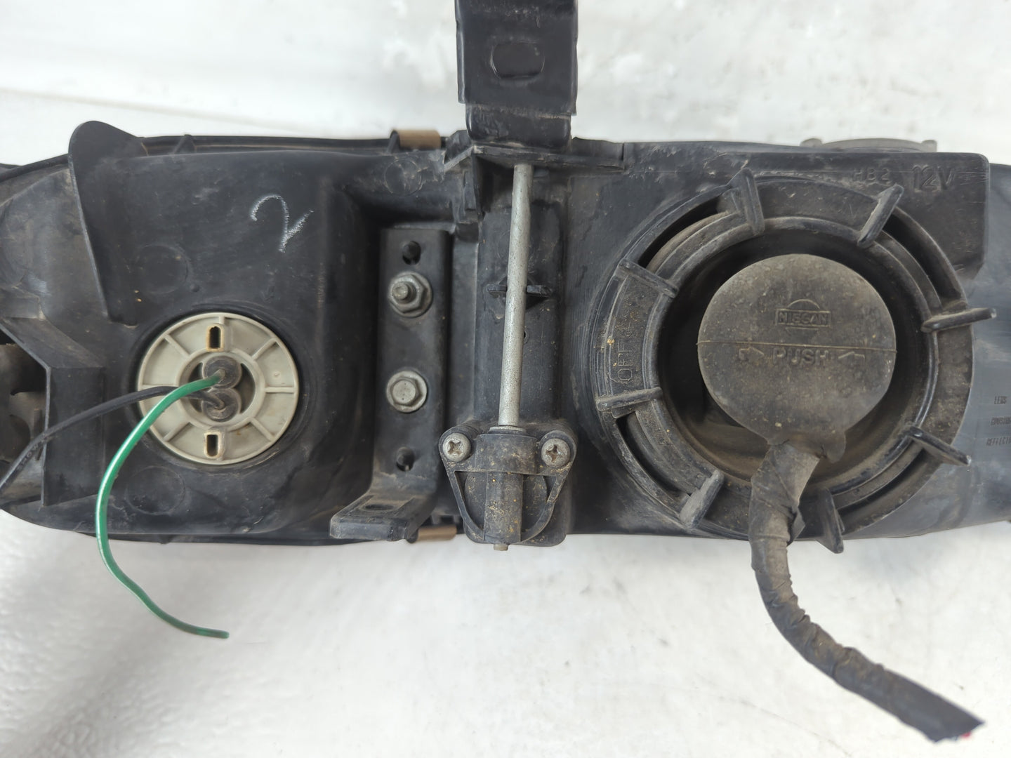 1993-1997 Nissan Altima Driver Left Oem Head Light Headlight Lamp - Oemusedautoparts1.com