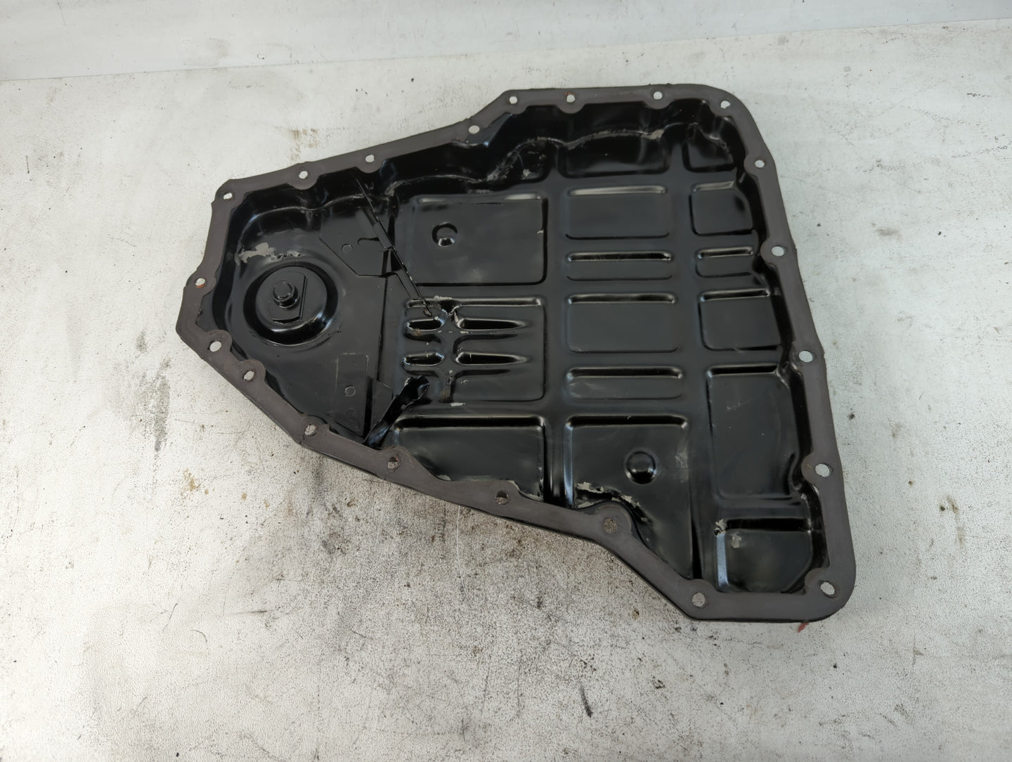 1996-1997 Nissan Altima Engine Oil Pan Fits Fits 1996 1997 OEM Used Auto Parts - Oemusedautoparts1.com