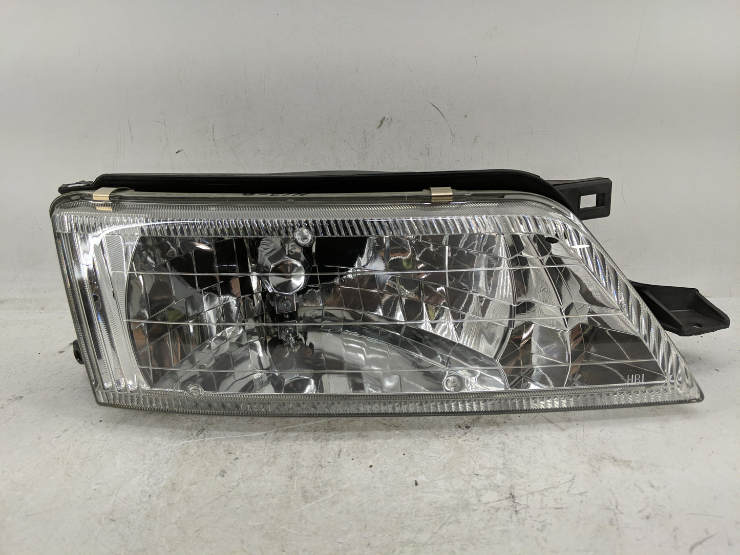 1997-1999 Nissan Maxima Passenger Right Oem Head Light Headlight Lamp - Oemusedautoparts1.com