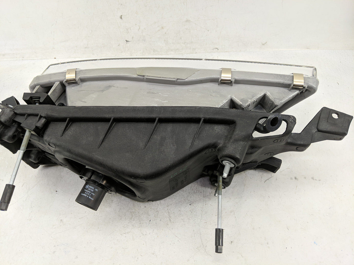 1997-1999 Nissan Maxima Passenger Right Oem Head Light Headlight Lamp - Oemusedautoparts1.com