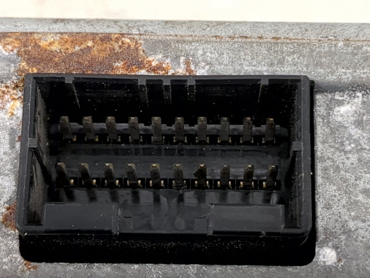 1996-1999 Nissan Pathfinder Cruise Control Module 18930 1v200|et70-682 - Oemusedautoparts1.com