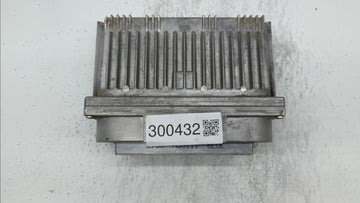 1997 Oldsmobile 88 PCM Engine Control Computer ECU ECM PCU OEM P/N:16217058 Fits OEM Used Auto Parts - Oemusedautoparts1.com