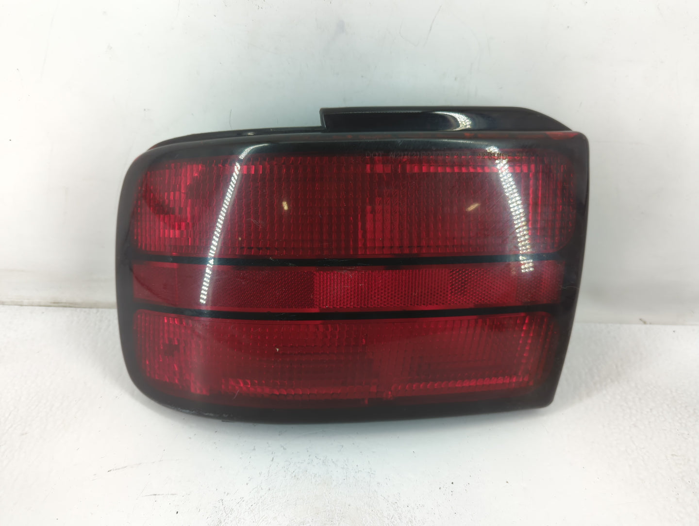 1993-1998 Oldsmobile Achieva Rear Center Lid Brake Light Tail Light Fits Fits 1993 1994 1995 1996 1997 1998 OEM Used Auto Pa