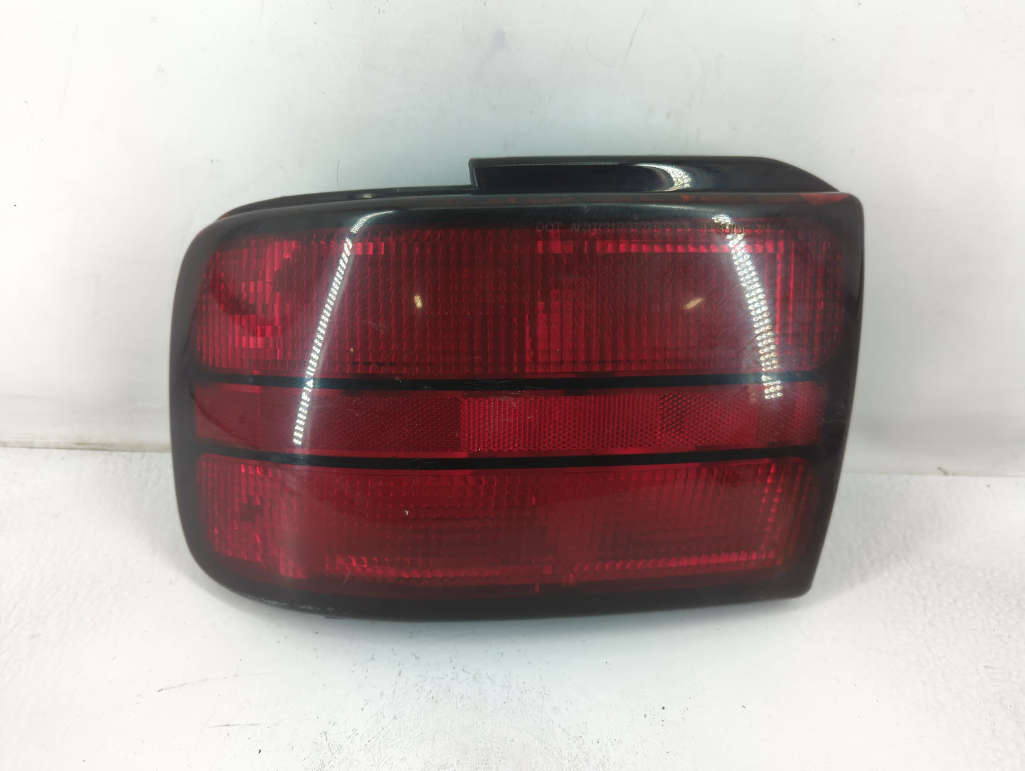1993-1998 Oldsmobile Achieva Rear Center Lid Brake Light Tail Light Fits Fits 1993 1994 1995 1996 1997 1998 OEM Used Auto Pa