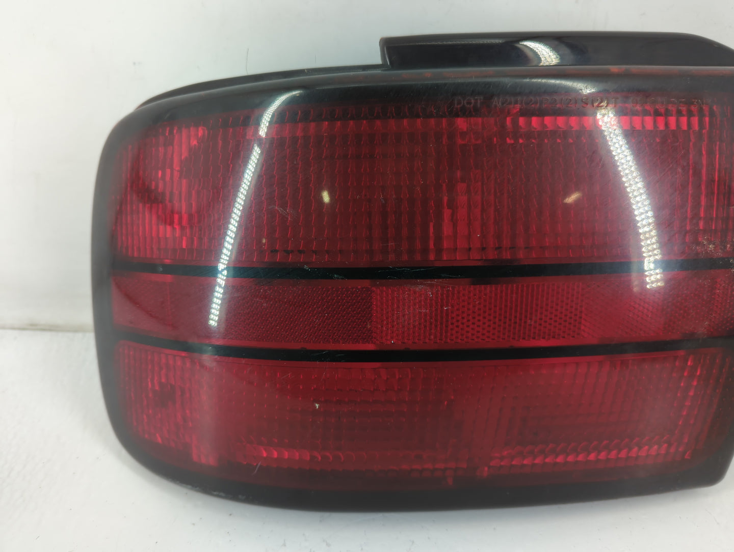 1993-1998 Oldsmobile Achieva Rear Center Lid Brake Light Tail Light Fits Fits 1993 1994 1995 1996 1997 1998 OEM Used Auto Pa