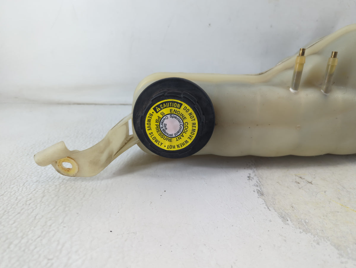 1997 Oldsmobile Achieva Radiator Coolant Overflow Expansion Tank Bottle - Oemusedautoparts1.com