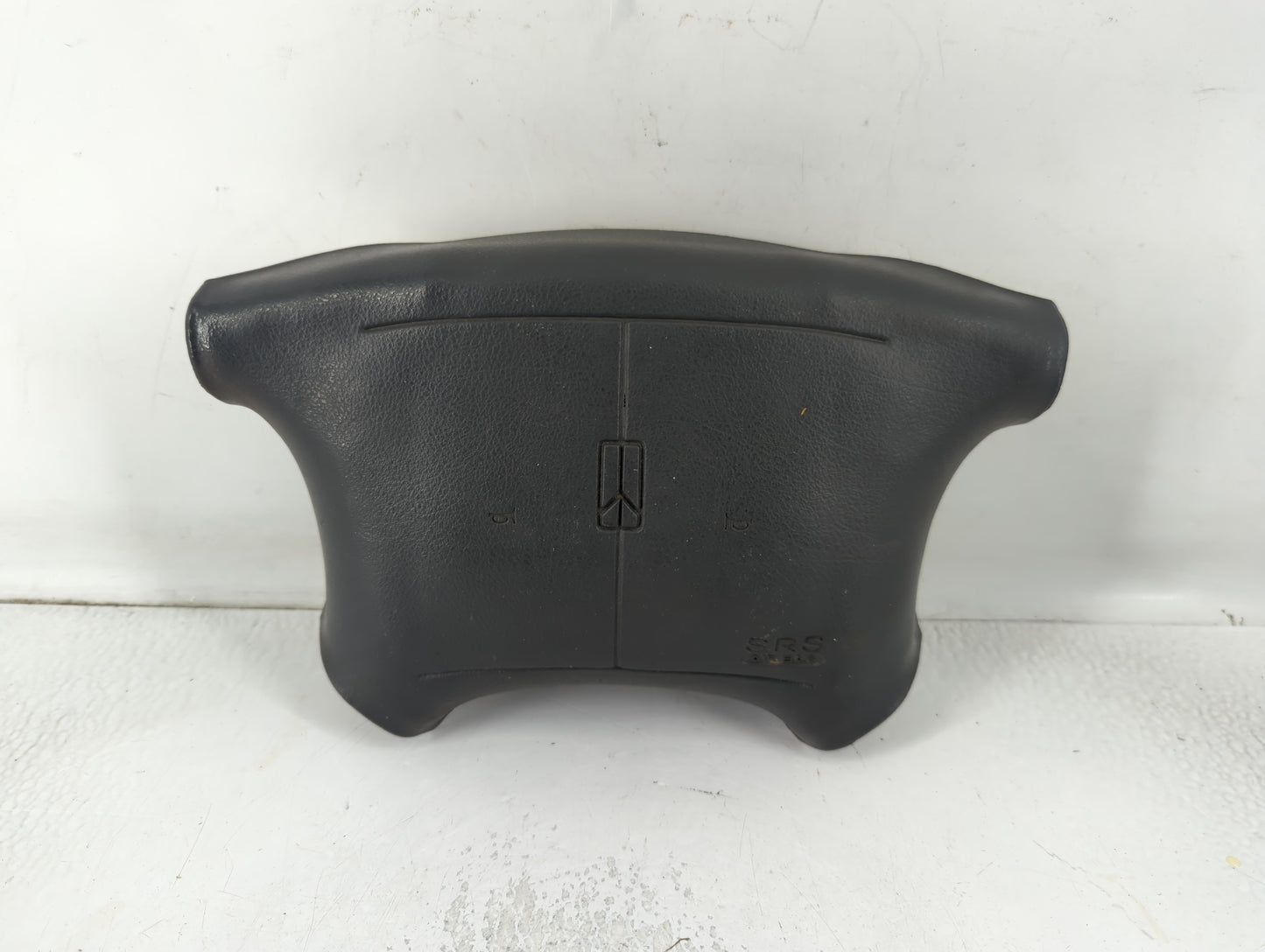 1996-1997 Oldsmobile Achieva Air Bag Driver Left Steering Wheel Mounted P/N:A709 Fits Fits 1996 1997 OEM Used Auto Parts - O