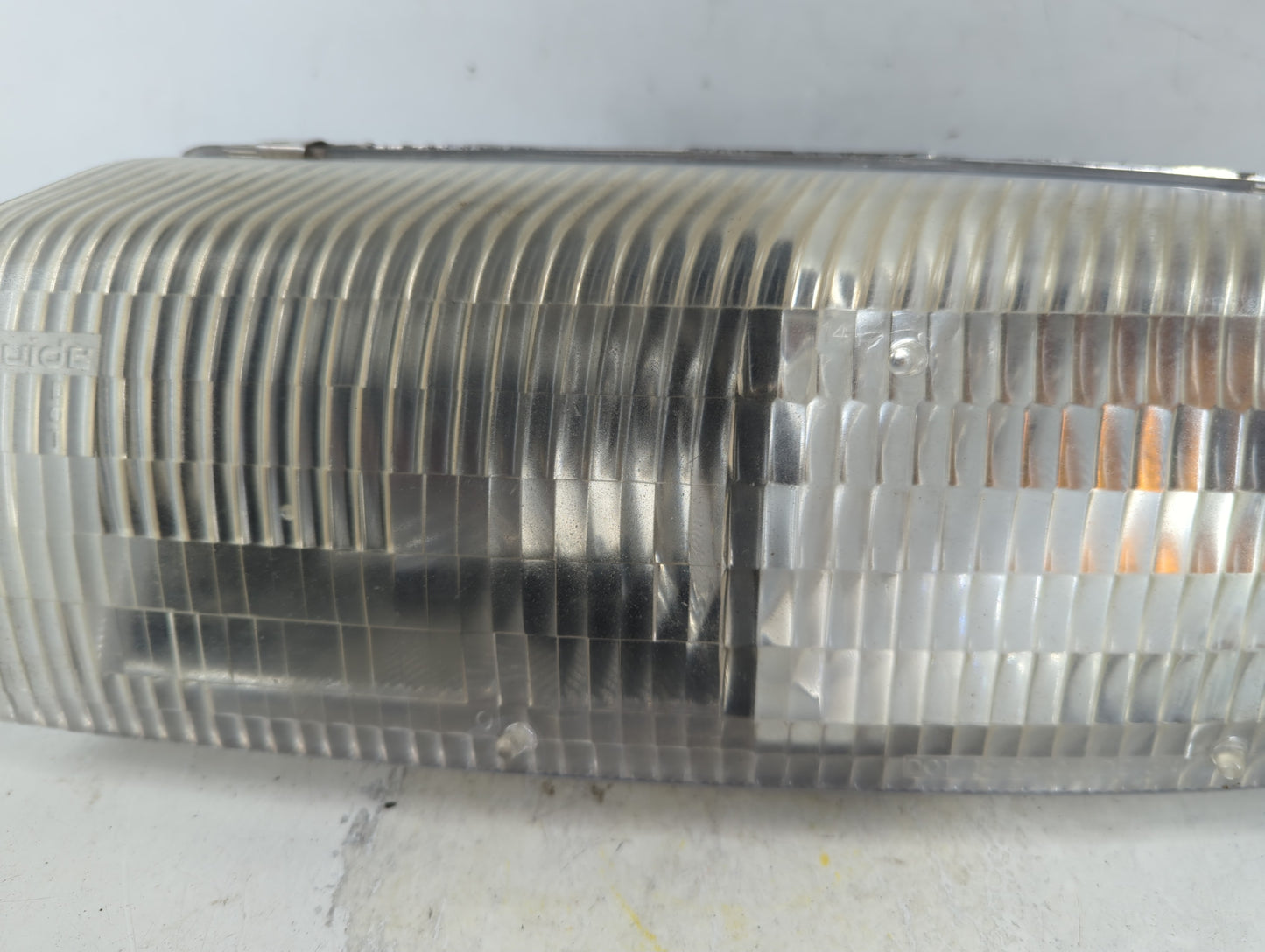 1992 Oldsmobile Achieva Passenger Right Oem Head Light Headlight Lamp - Oemusedautoparts1.com