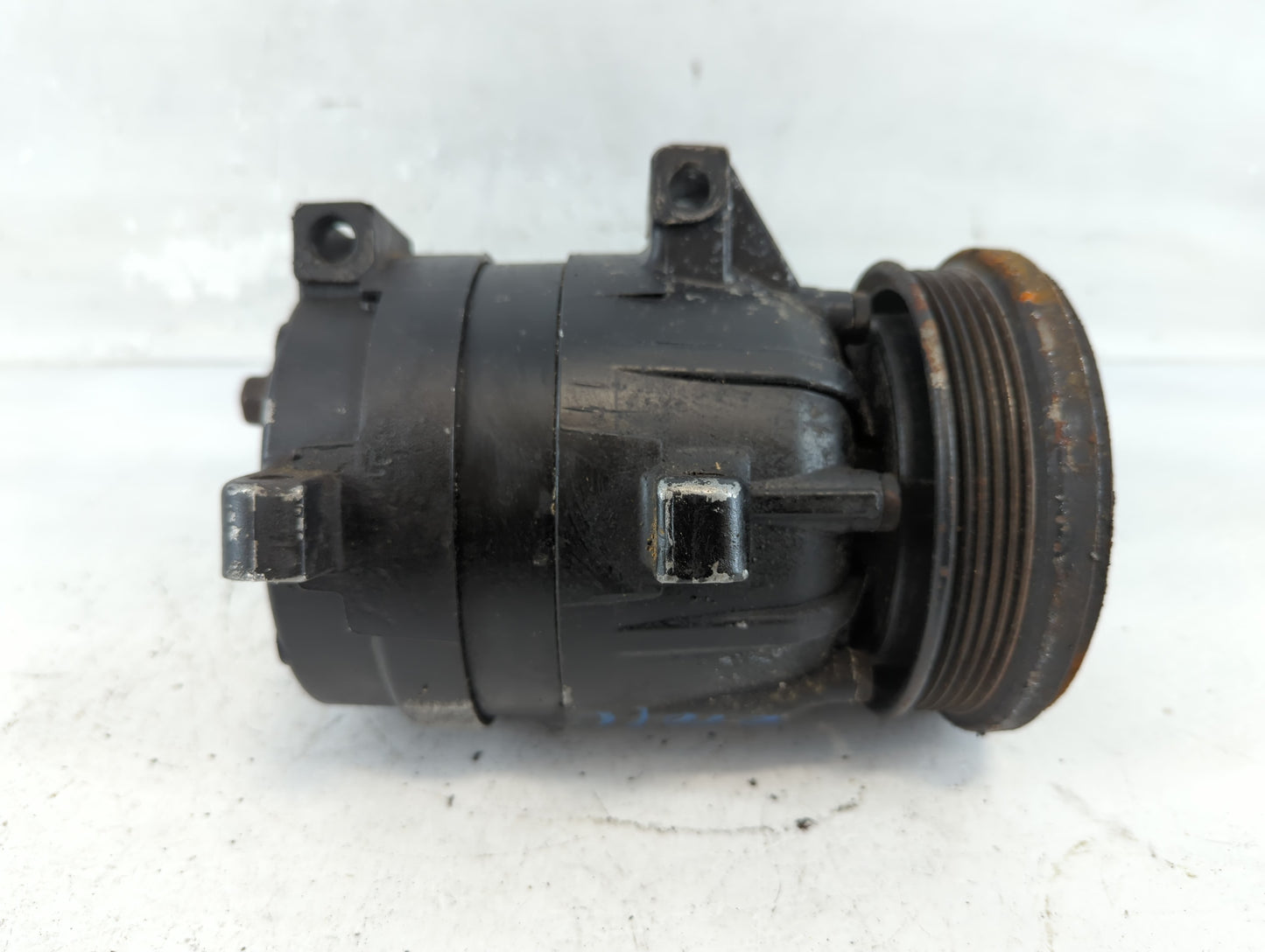 1996-1998 Oldsmobile Achieva Air Conditioning A/c Ac Compressor Oem - Oemusedautoparts1.com