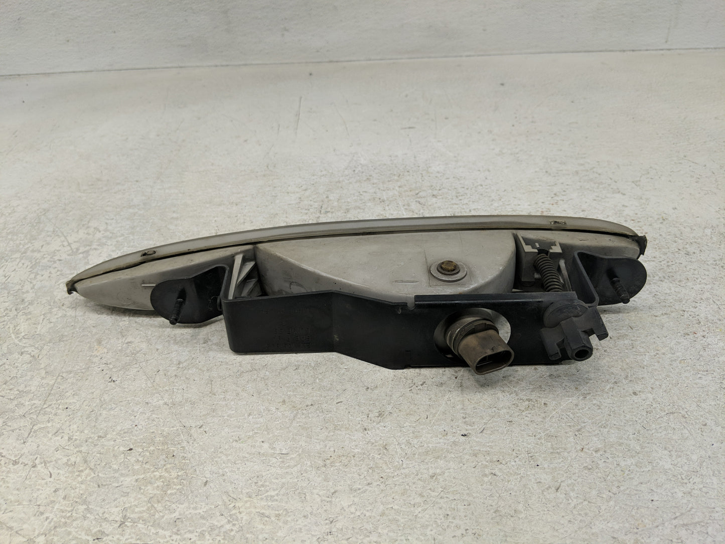 1995-1999 Oldsmobile Aurora Driver Left Oem Front Light Lamp - Oemusedautoparts1.com