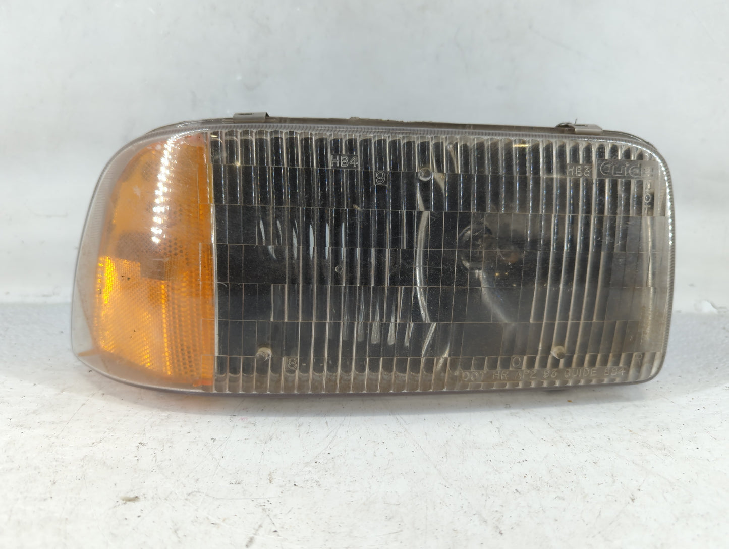 1996 Oldsmobile Bravada Passenger Right Oem Head Light Headlight Lamp - Oemusedautoparts1.com