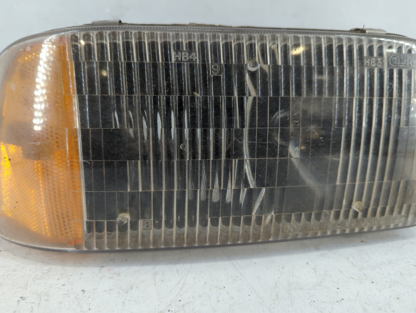 1996 Oldsmobile Bravada Passenger Right Oem Head Light Headlight Lamp - Oemusedautoparts1.com