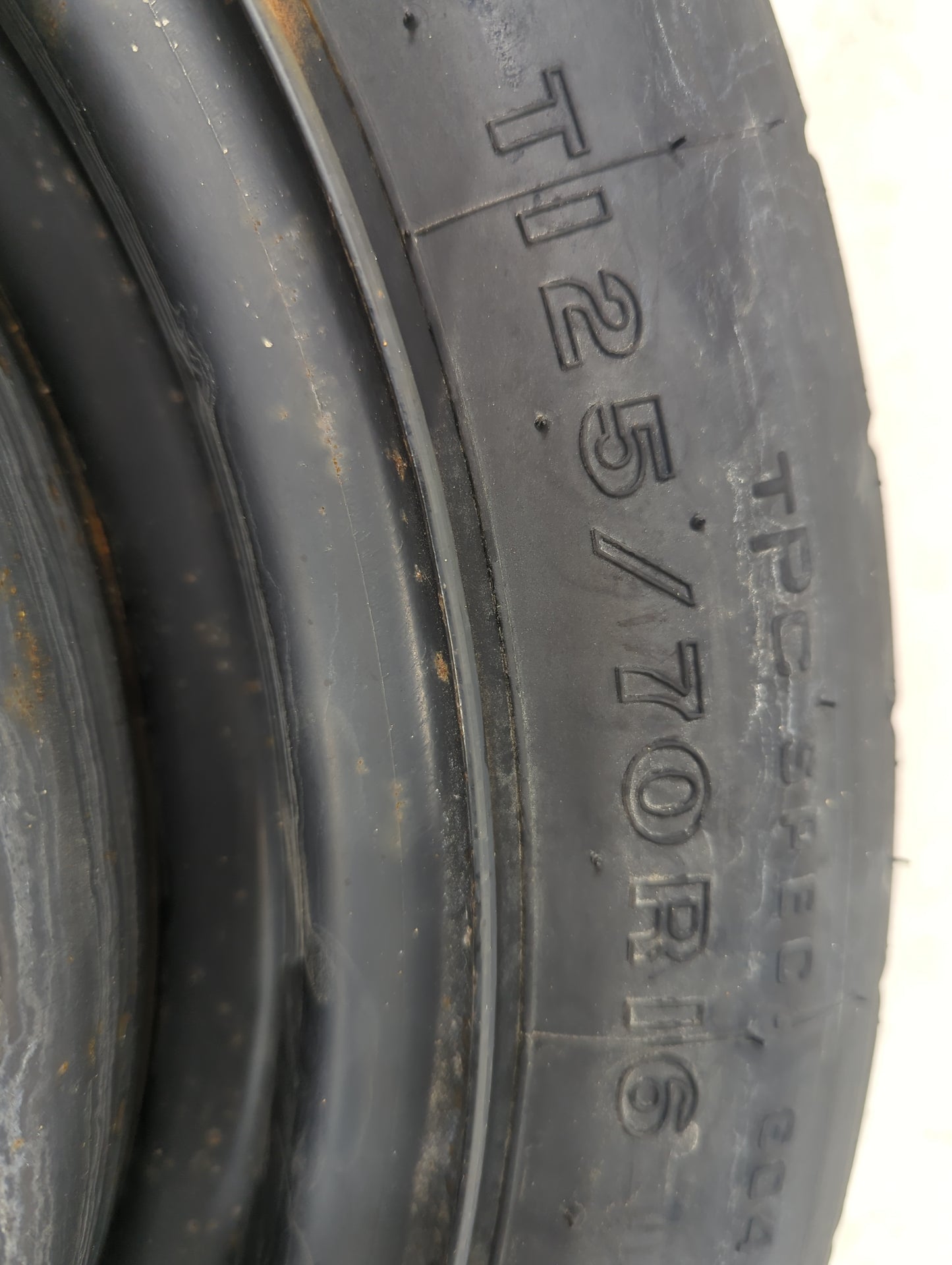 1997 Oldsmobile Cutlass Spare Donut Tire Wheel Rim Oem - Oemusedautoparts1.com
