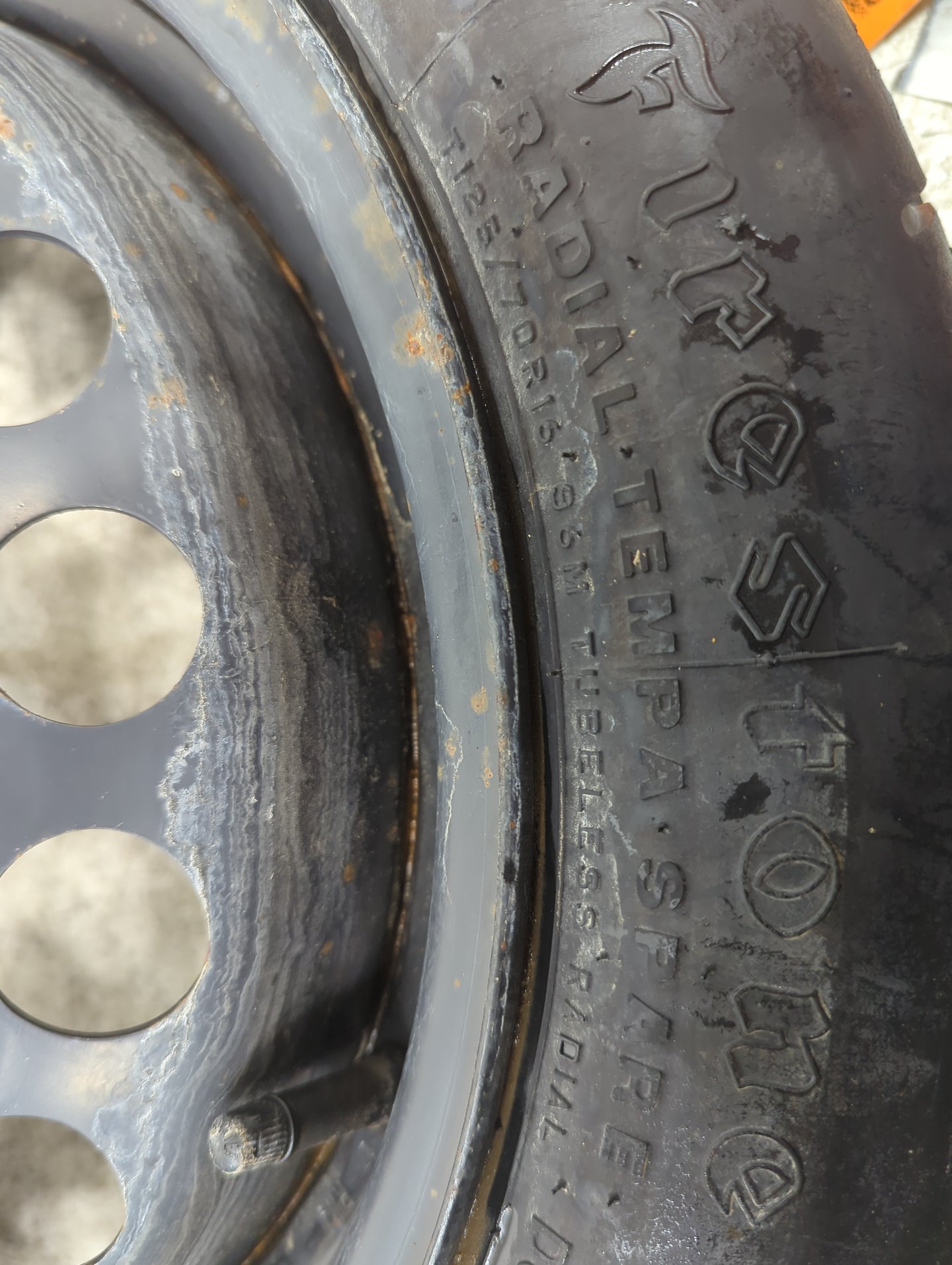 1997 Oldsmobile Cutlass Spare Donut Tire Wheel Rim Oem - Oemusedautoparts1.com