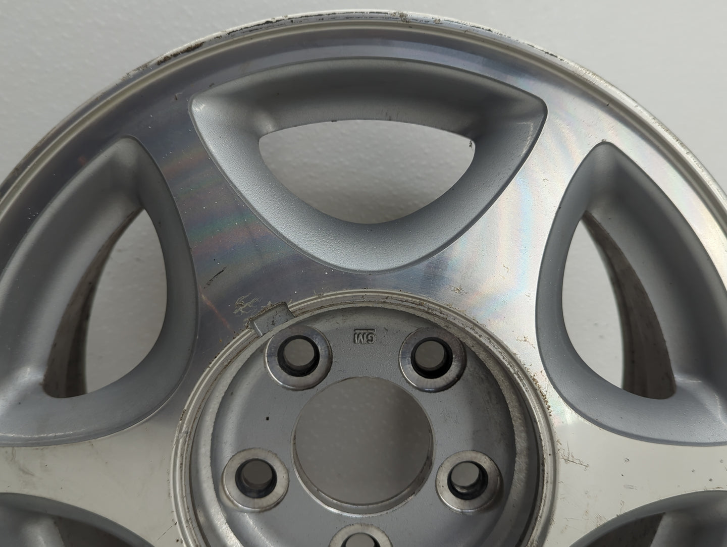 1997-1999 Oldsmobile Cutlass Oem Wheel Rim Silver - Oemusedautoparts1.com