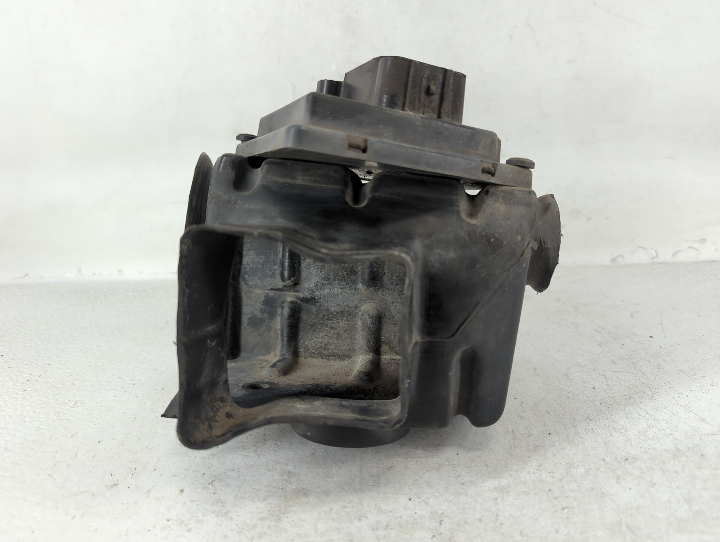 1996-1997 Pontiac Firebird Air Cleaner Intake-duct Hose Tube - Oemusedautoparts1.com
