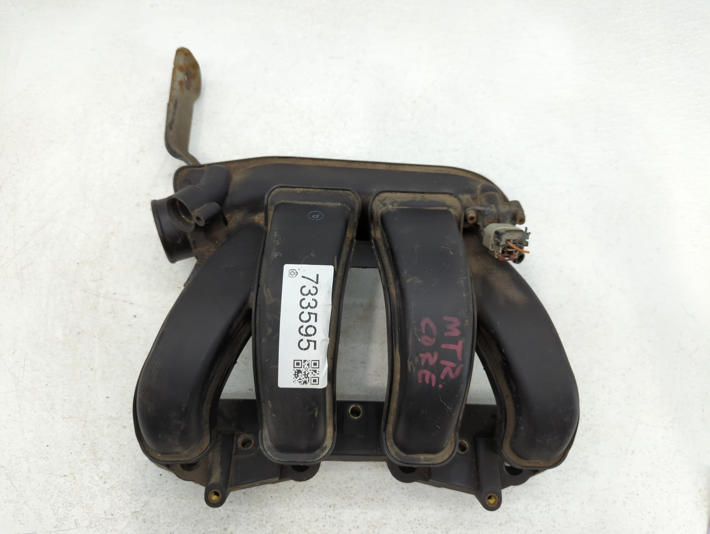 1996-1999 Pontiac Trans Sport Air Intake Manifold P/N:04777 377 Fits Fits 1996 1997 1998 1999 OEM Used Auto Parts - Oemuseda