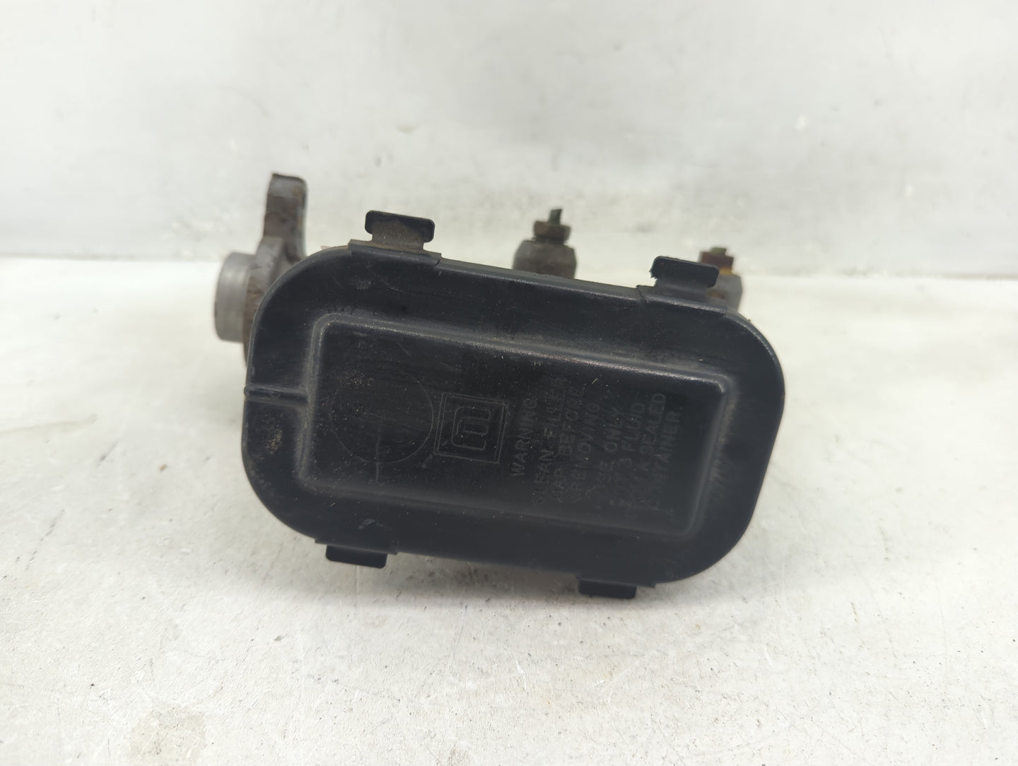 Ram 2500 Brake Master Cylinder 1415260 - Oemusedautoparts1.com