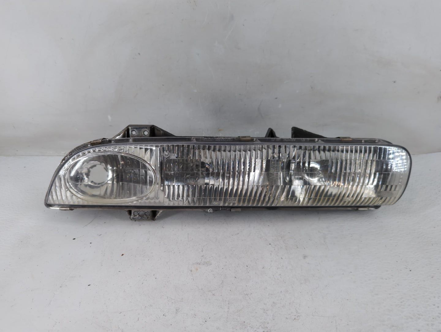 1996-1999 Saturn Sl Driver Left Oem Head Light Headlight Lamp - Oemusedautoparts1.com