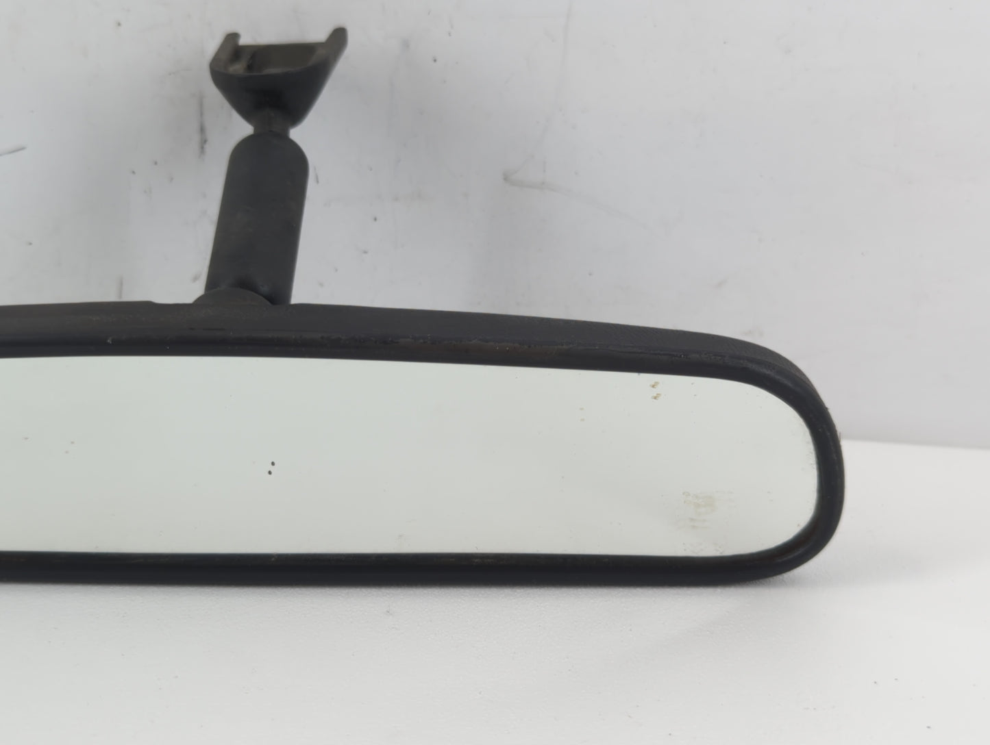 1997-2002 Saturn Sl Interior Rear View Mirror Replacement OEM P/N:IE 13 01 574 E8 011082 Fits OEM Used Auto Parts - Oemuseda