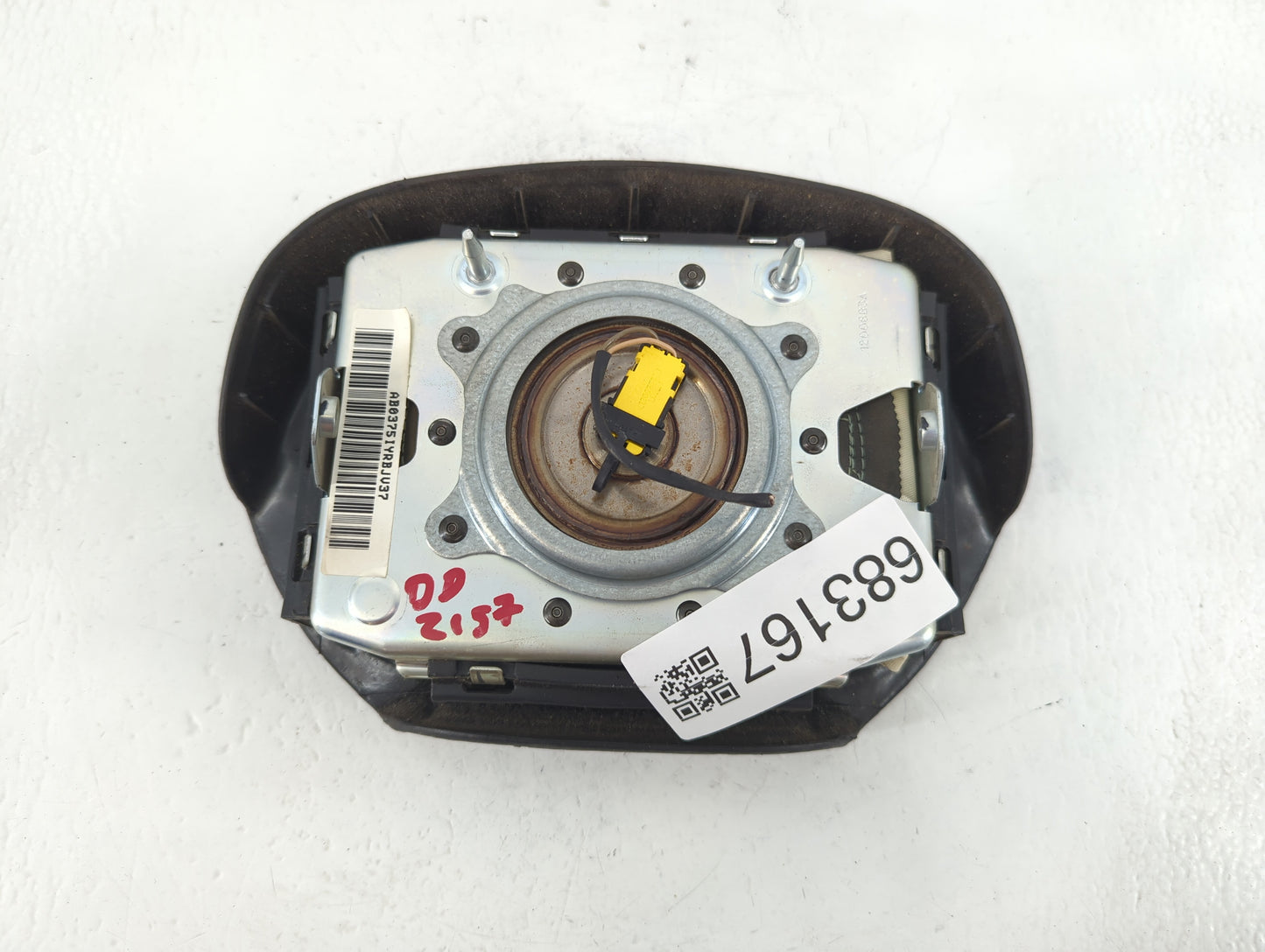 1995-1997 Saturn Sl Air Bag Driver Left Steering Wheel Mounted P/N:AB03751YRBJV37 Fits Fits 1995 1996 1997 OEM Used Auto Par