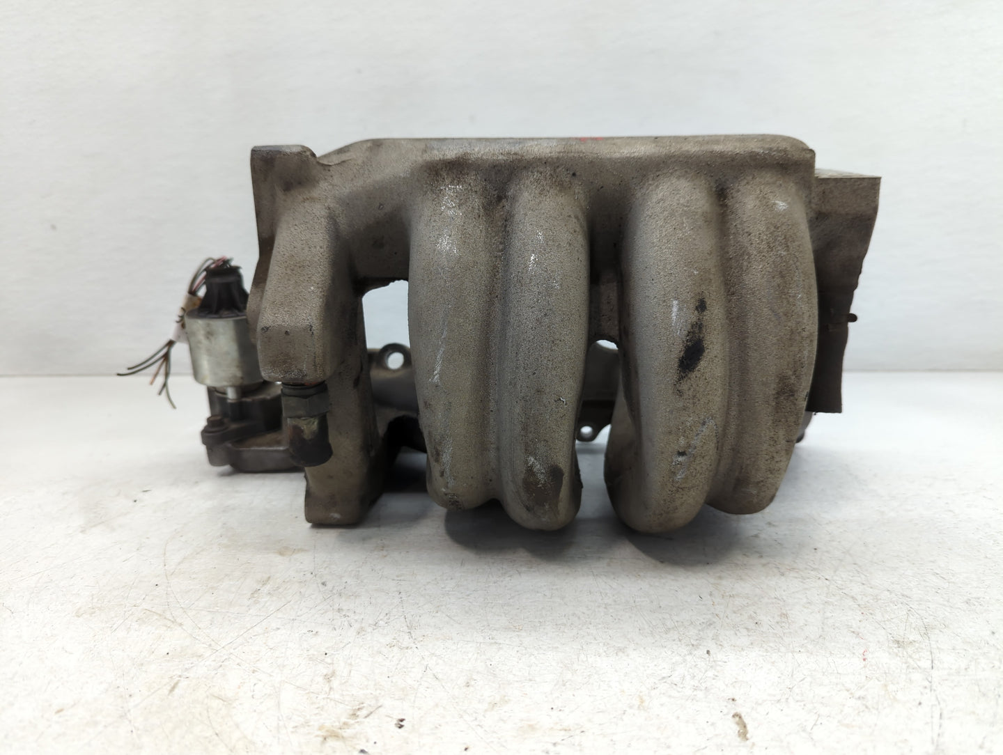 1995-1999 Saturn Sl Air Intake Manifold Fits Fits 1995 1996 1997 1998 1999 OEM Used Auto Parts - Oemusedautoparts1.com