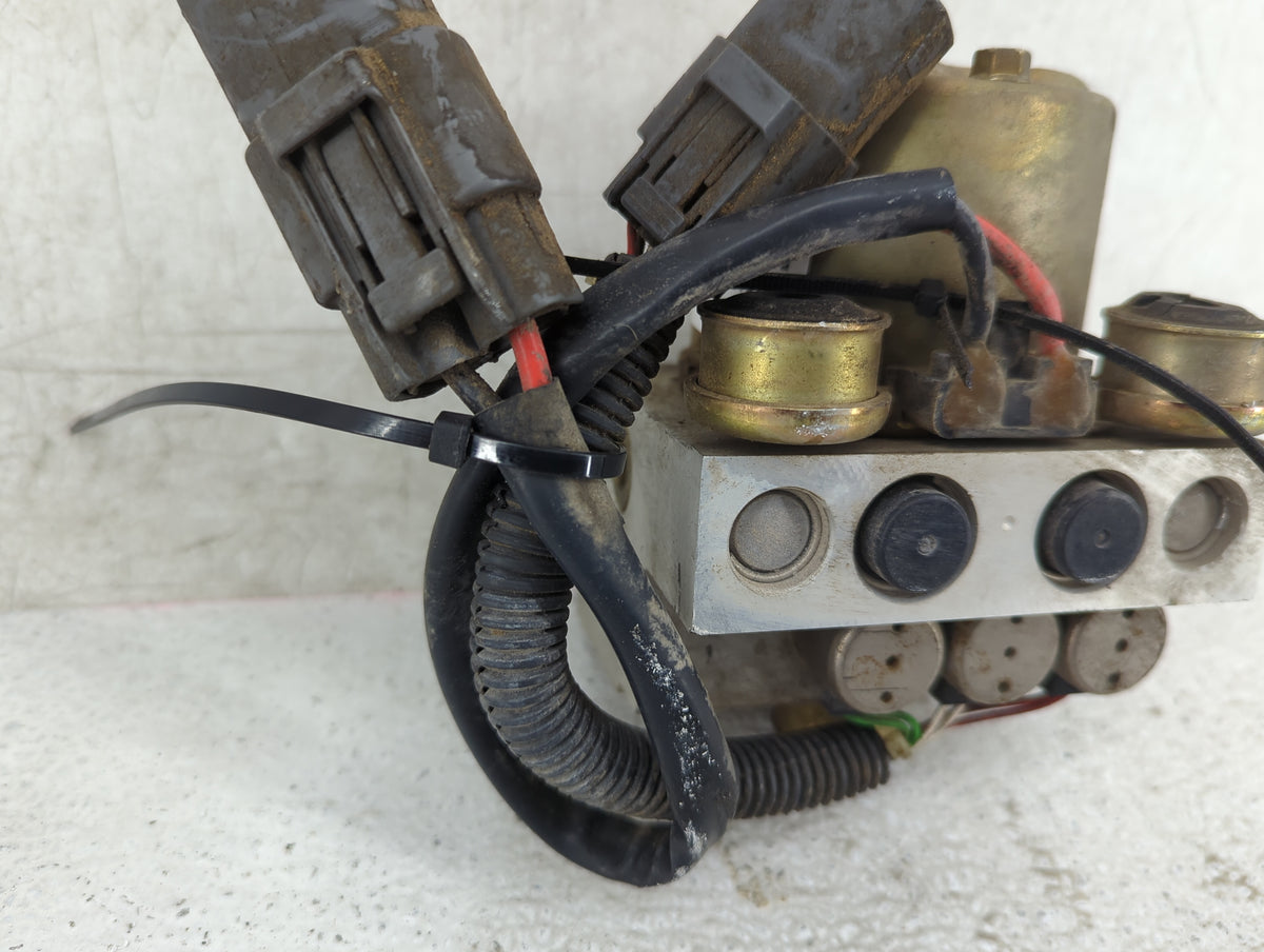 1997 Suzuki Sidekick Anti-Lock Brake ABS Pump Module Actuator OEM Fits OEM Used Auto Parts - Oemusedautoparts1.com