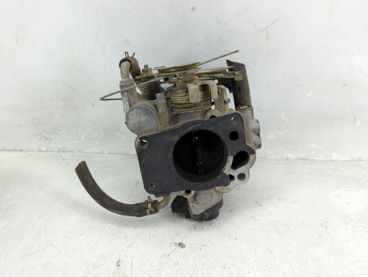 1996-1998 Suzuki Sidekick Throttle Body P/N:7204 AFH55M-13 Fits Fits 1996 1997 1998 1999 2000 2001 2002 OEM Used Auto Parts 