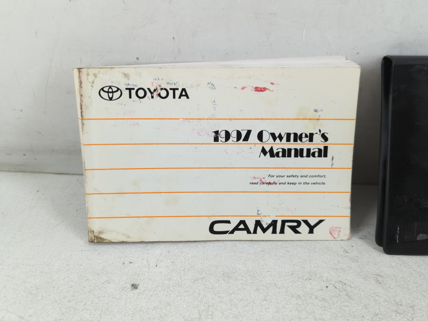 1997 Toyota Camry Owners Manual Book Guide P/N:01999-33455 OEM Used Auto Parts - Oemusedautoparts1.com