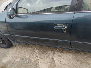 1997-2001 Toyota Camry Driver Front Door Oem 1205407 - Oemusedautoparts1.com