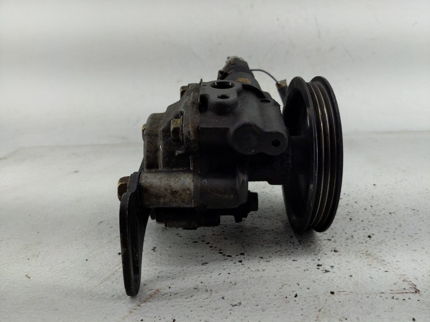 1997-2001 Toyota Camry Power Steering Column Pump Oem - Oemusedautoparts1.com