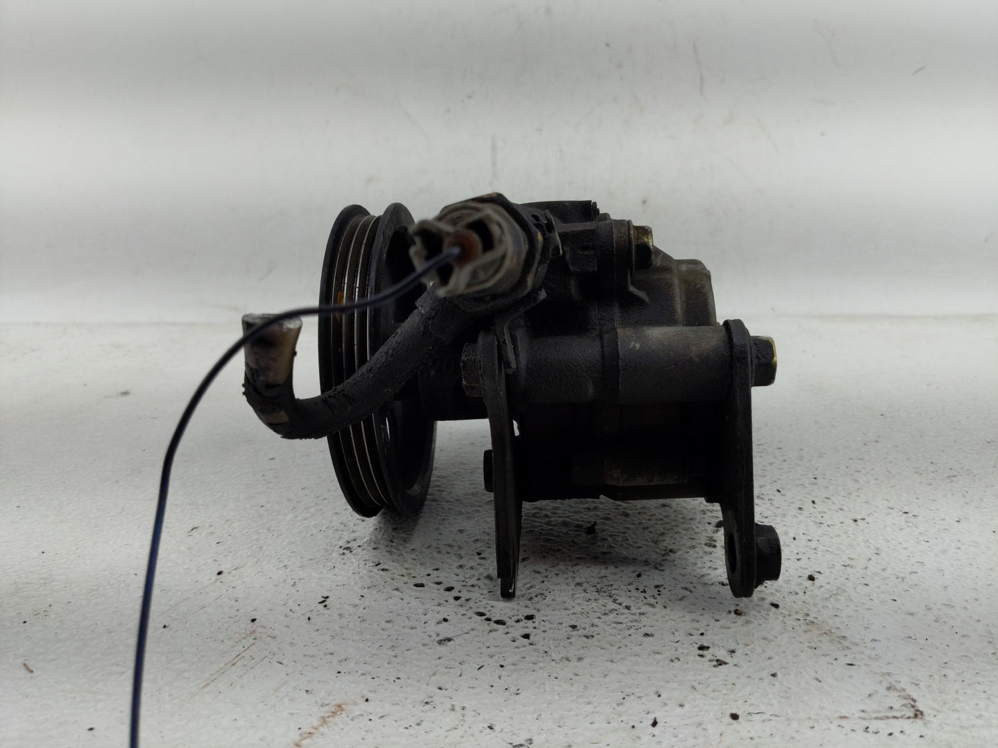 1997-2001 Toyota Camry Power Steering Column Pump Oem - Oemusedautoparts1.com