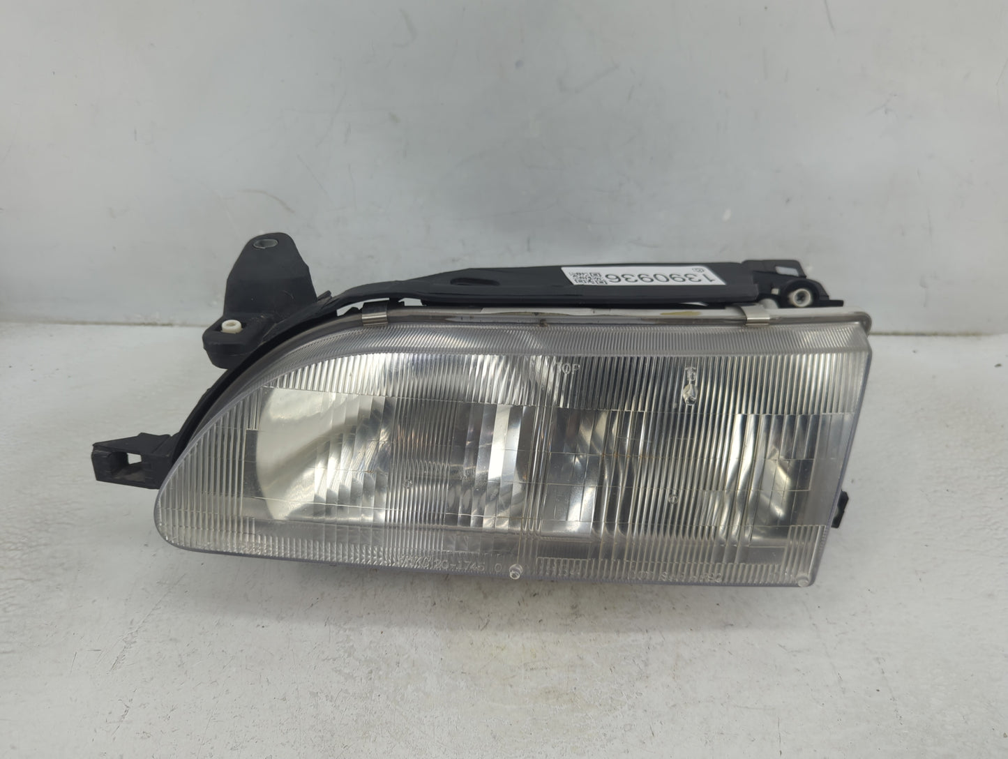 1994-1997 Toyota Corolla Driver Left Oem Head Light Headlight Lamp - Oemusedautoparts1.com