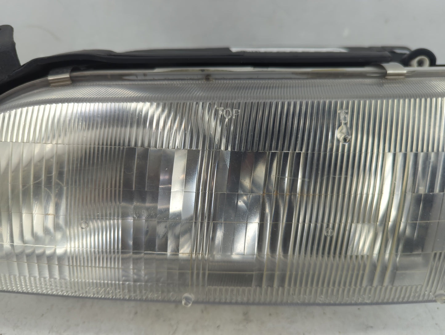 1994-1997 Toyota Corolla Driver Left Oem Head Light Headlight Lamp - Oemusedautoparts1.com