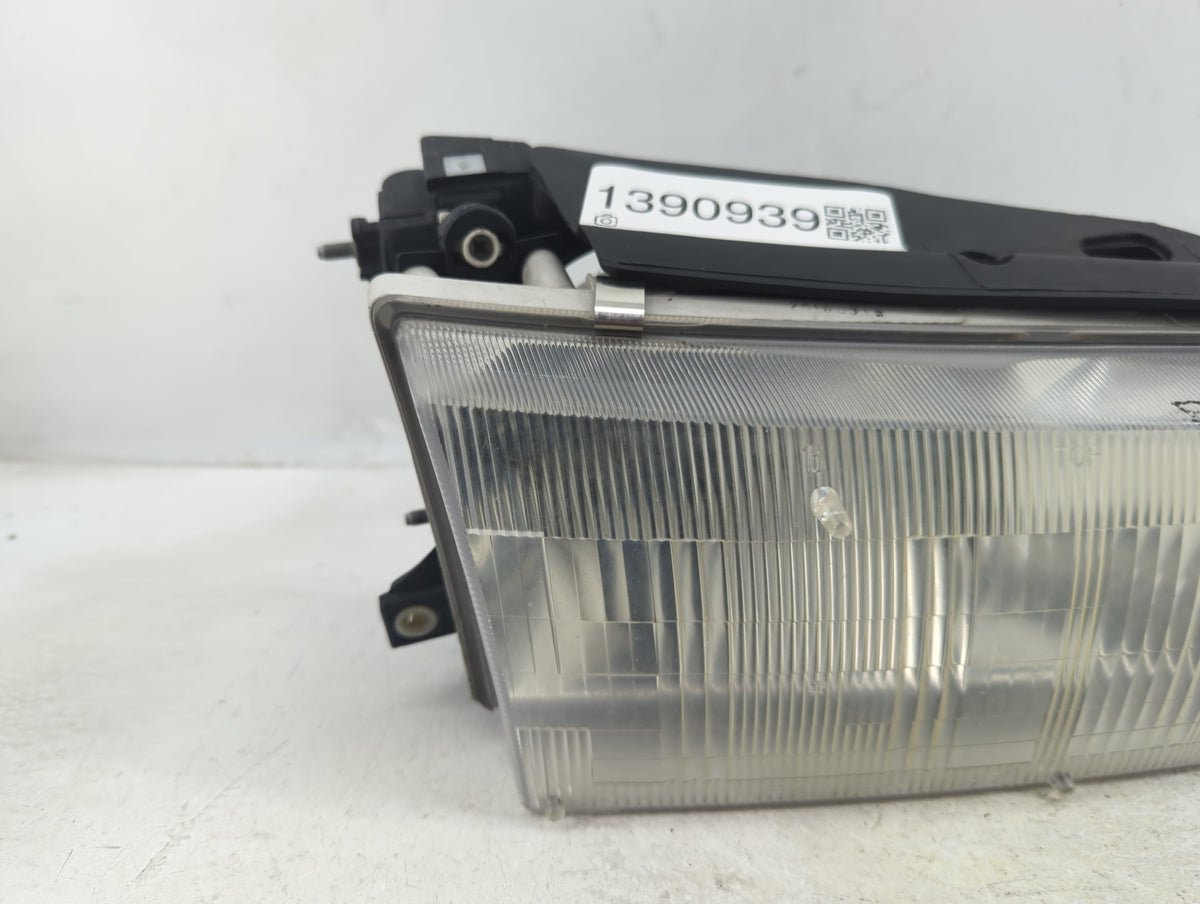 1994-1997 Toyota Corolla Passenger Right Oem Head Light Headlight Lamp 1390939 - Oemusedautoparts1.com