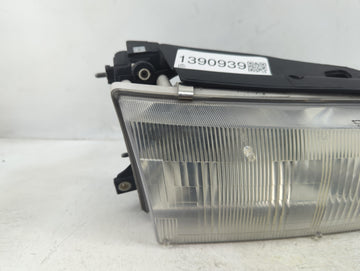 1994-1997 Toyota Corolla Passenger Right Oem Head Light Headlight Lamp 1390939